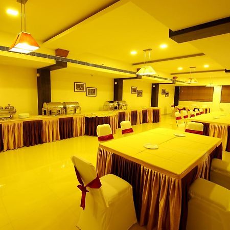 Hotel Hillway Park 콜람 외부 사진