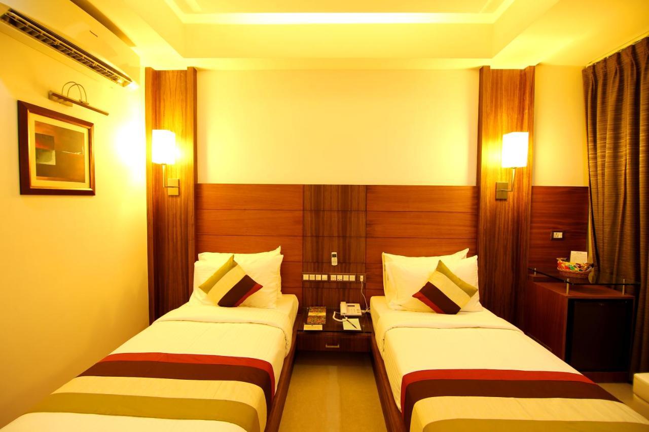 Hotel Hillway Park 콜람 외부 사진