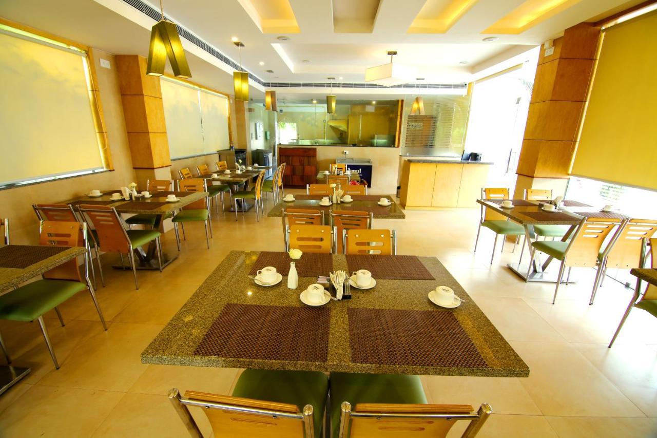 Hotel Hillway Park 콜람 외부 사진