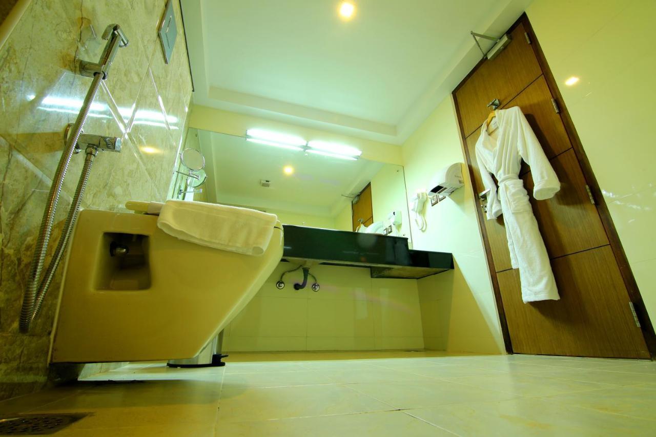 Hotel Hillway Park 콜람 외부 사진