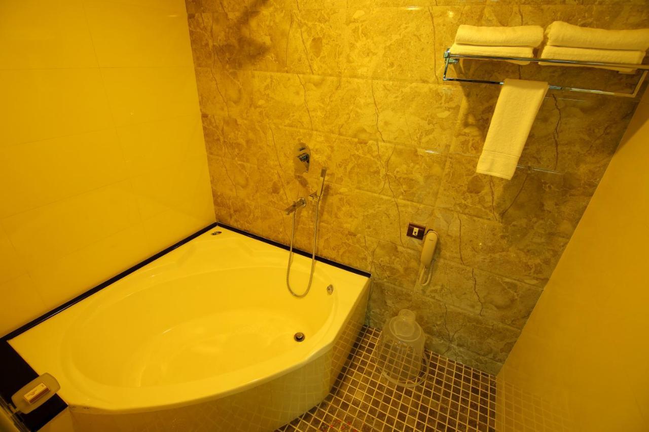 Hotel Hillway Park 콜람 외부 사진